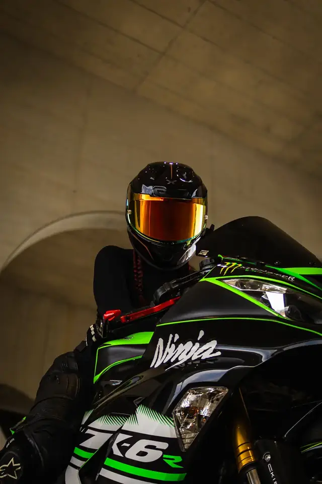 Kawasaki Ninja, Fahrer in Nahaufnahme